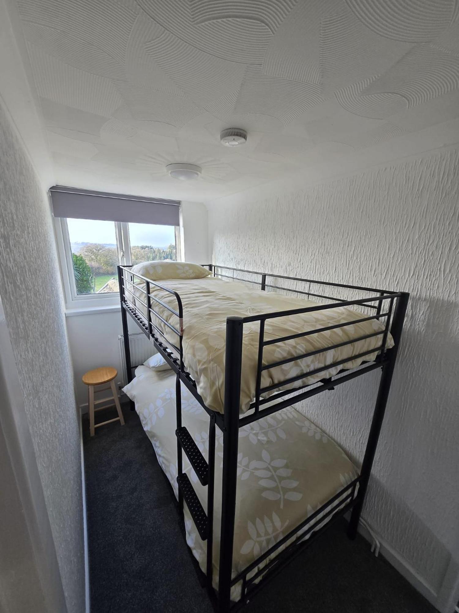 Kilgetty Beautiful Apartment With Private Pool Near Tenby חדר תמונה